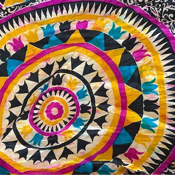 Multicolor Geometric Patterned Robe Small/Medium - Picture 5 of 6